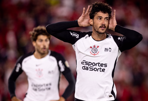 Corinthians busca igualar melhor início histórico na Libertadores diante do Peñarol