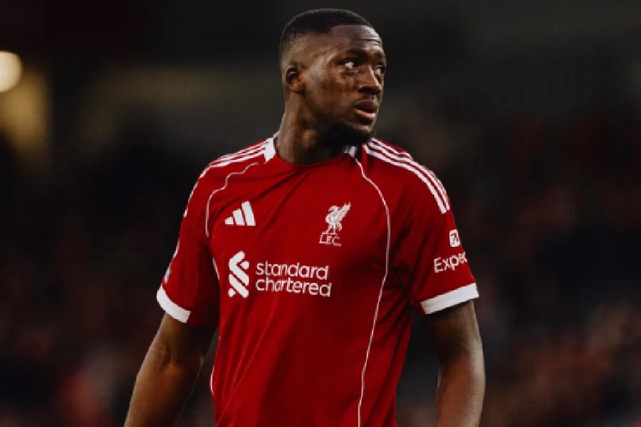 Real Madrid avança por Konaté do Liverpool