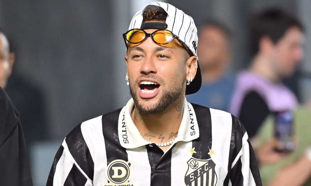Neymar minimiza lesão na perna antes de se apresentar à Seleção: ‘Está inteira’