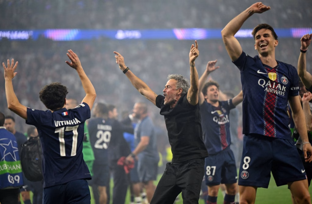 Nos pênaltis, PSG é campeão da Champions League pela segunda vez seguida