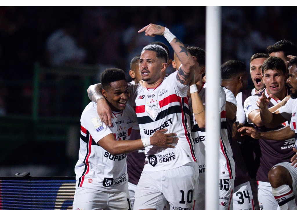 São Paulo evolui com Dorival, mas perde controle e cede empate ao Botafogo