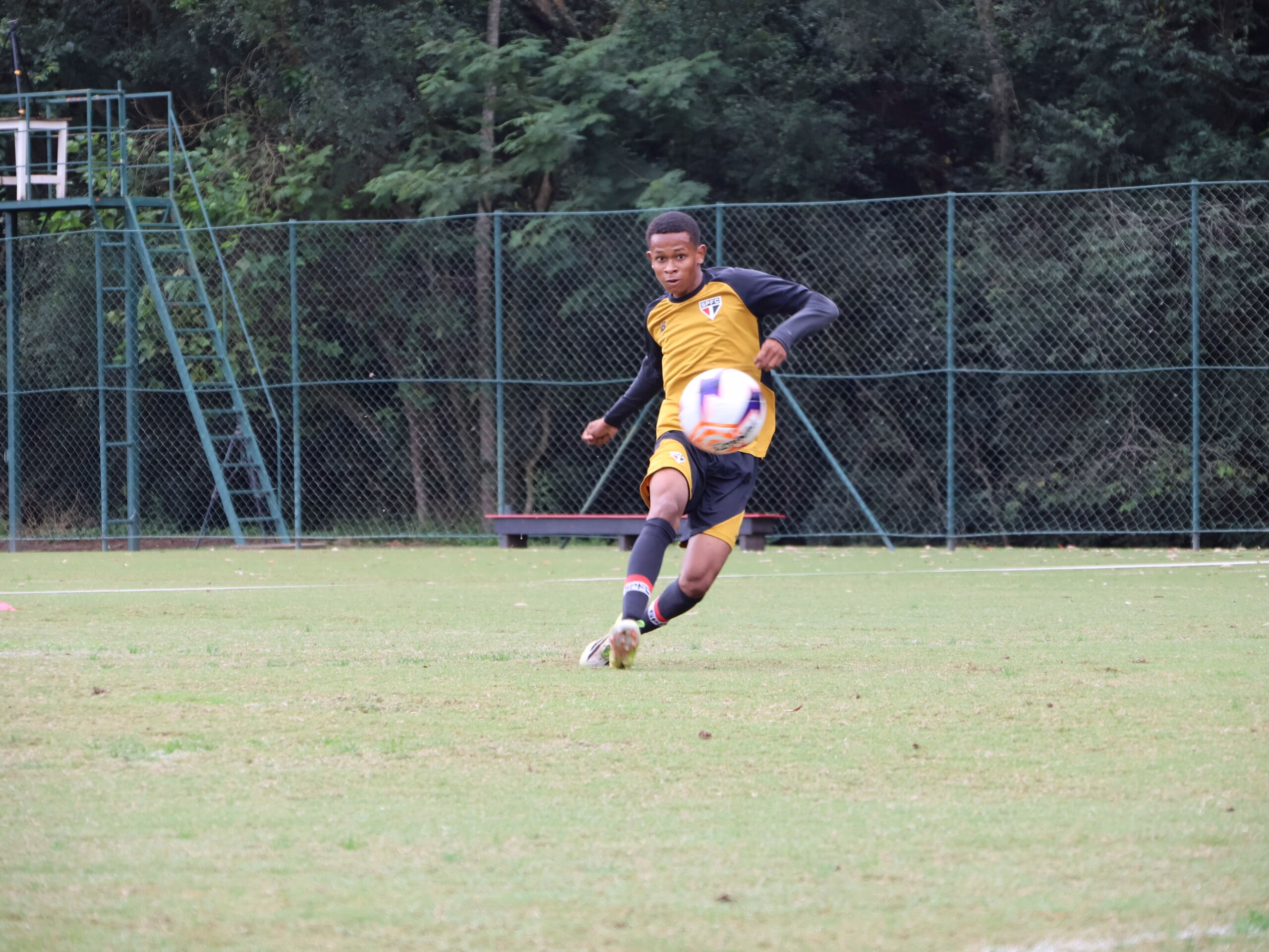 Sub-15 e Sub-17 intensificam treinos e Sub-14 tem palestra odontológica