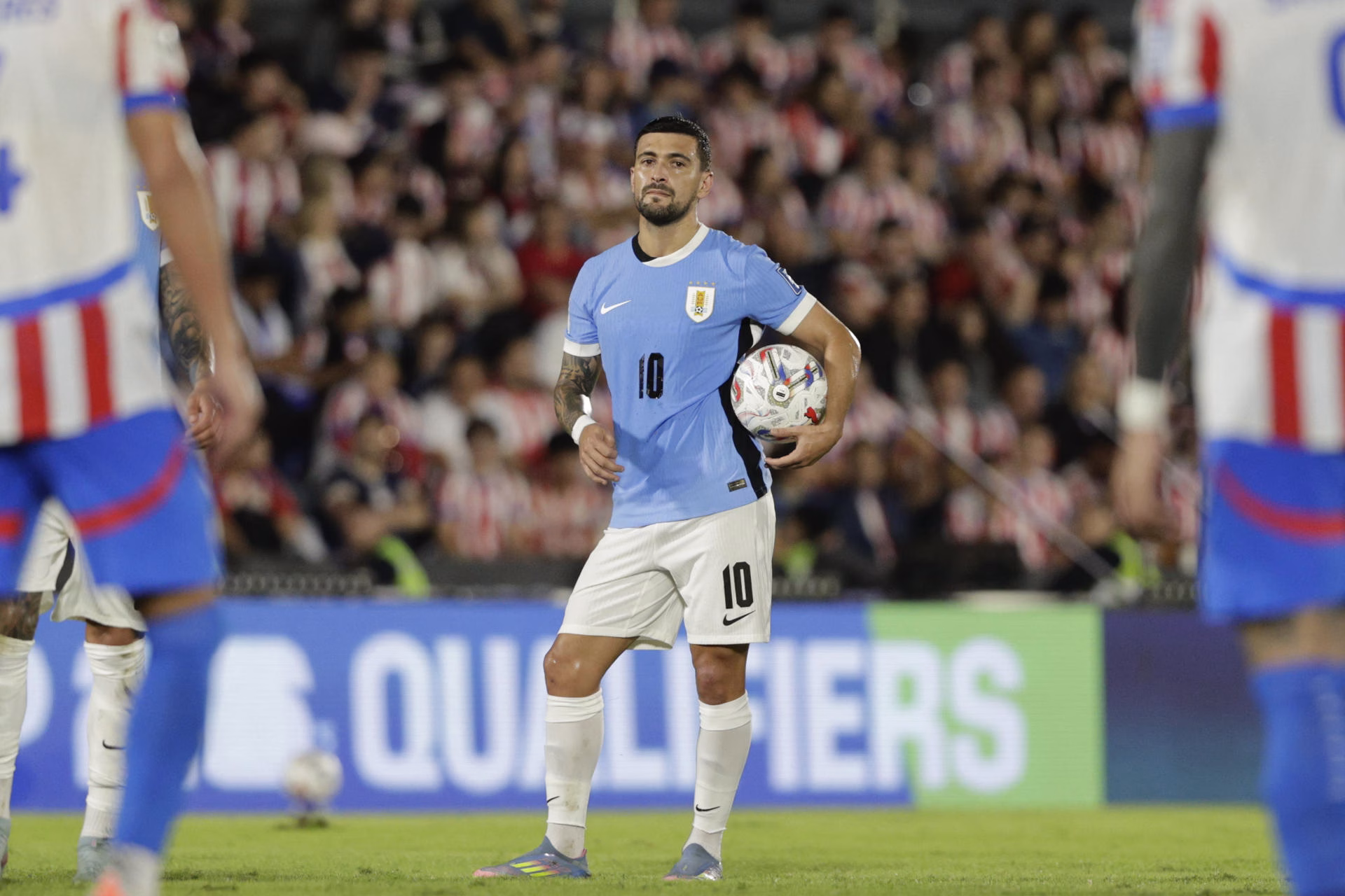 Copa do Mundo: Uruguai confirma lesão, mas descarta corte de Arrascaeta