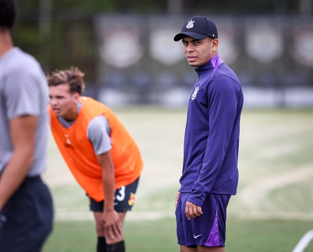Auxiliar técnico do Corinthians projeta Majestoso pelo Brasileirão Sub-17