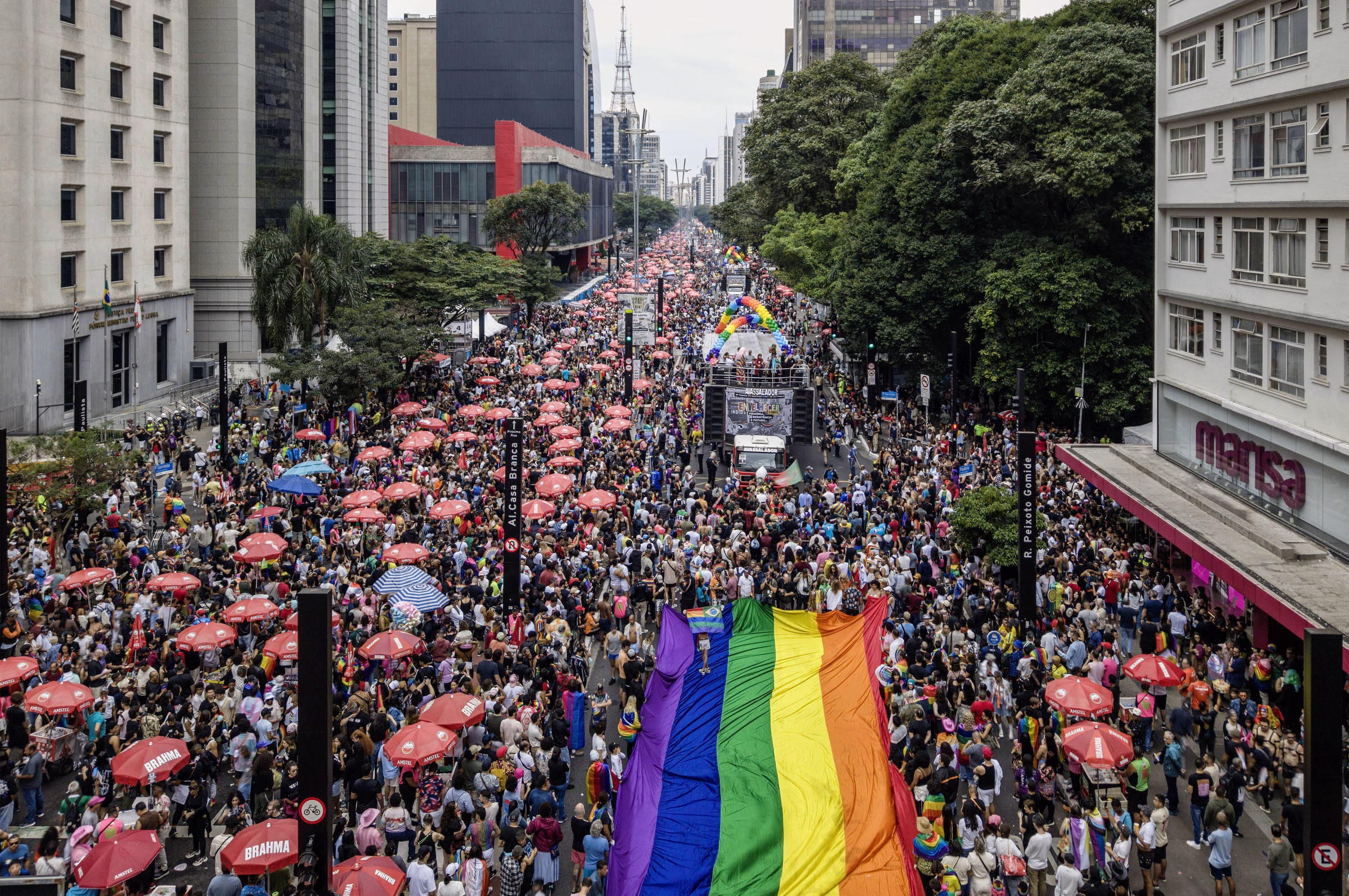 Caminhadas longas SP:: por que eventos não oferecem? – 03/06/2026 – É Logo Ali