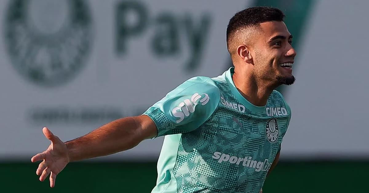 Andreas Pereira admite ansiedade para retomada do Brasileirão e elogia o Coritiba