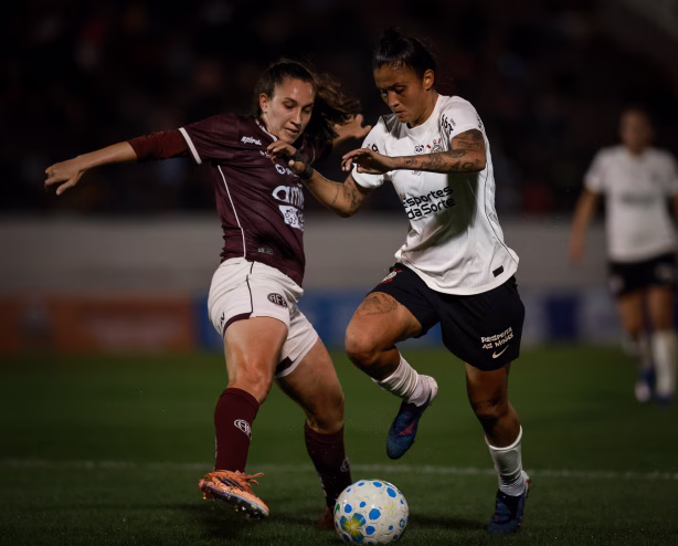 Corinthians volta a perder para a Ferroviária após quase três anos