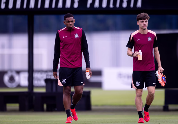 Diniz admite necessidade de venda no Corinthians e deseja evitar saída de Bidon e André Luiz juntos