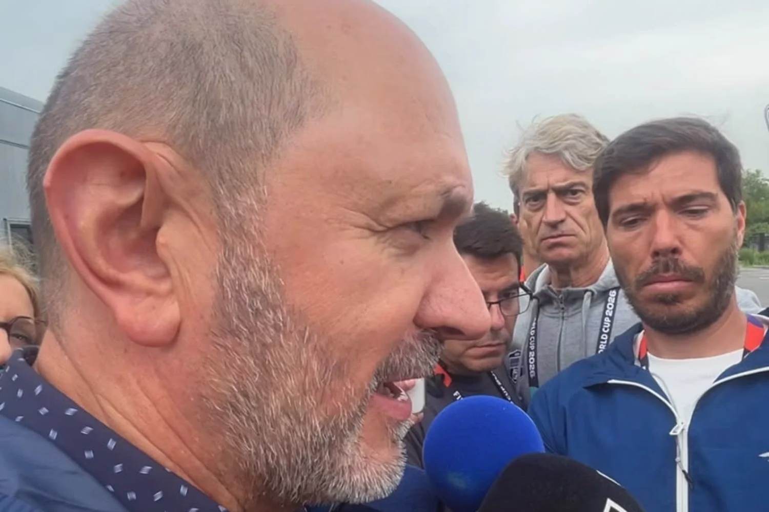 Espanha questiona protocolo, mas não quer tirar o brilho da final
