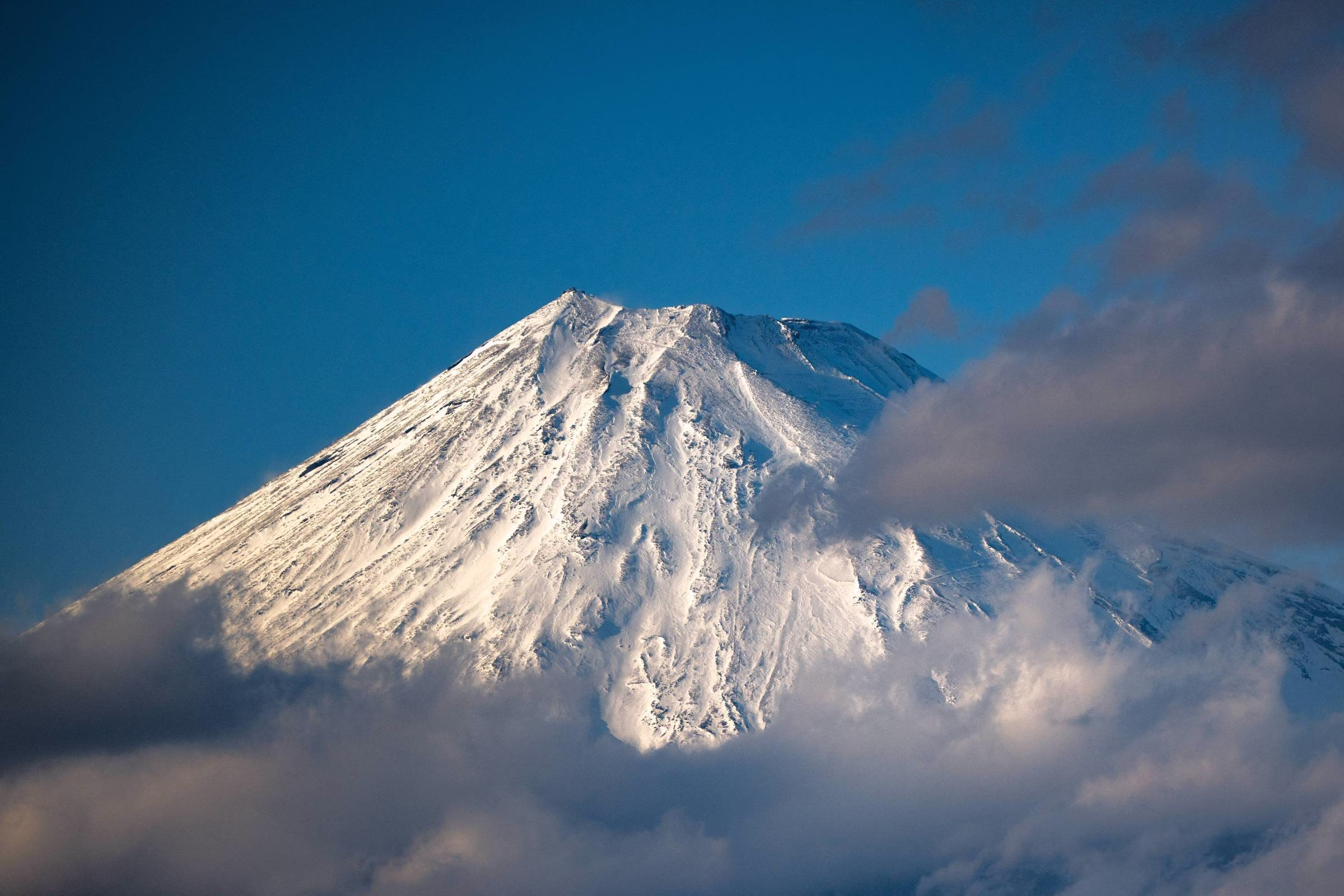 Montanhista morre e mulher de 99 é resgatada no Monte Fuji – 24/07/2026 – Esporte