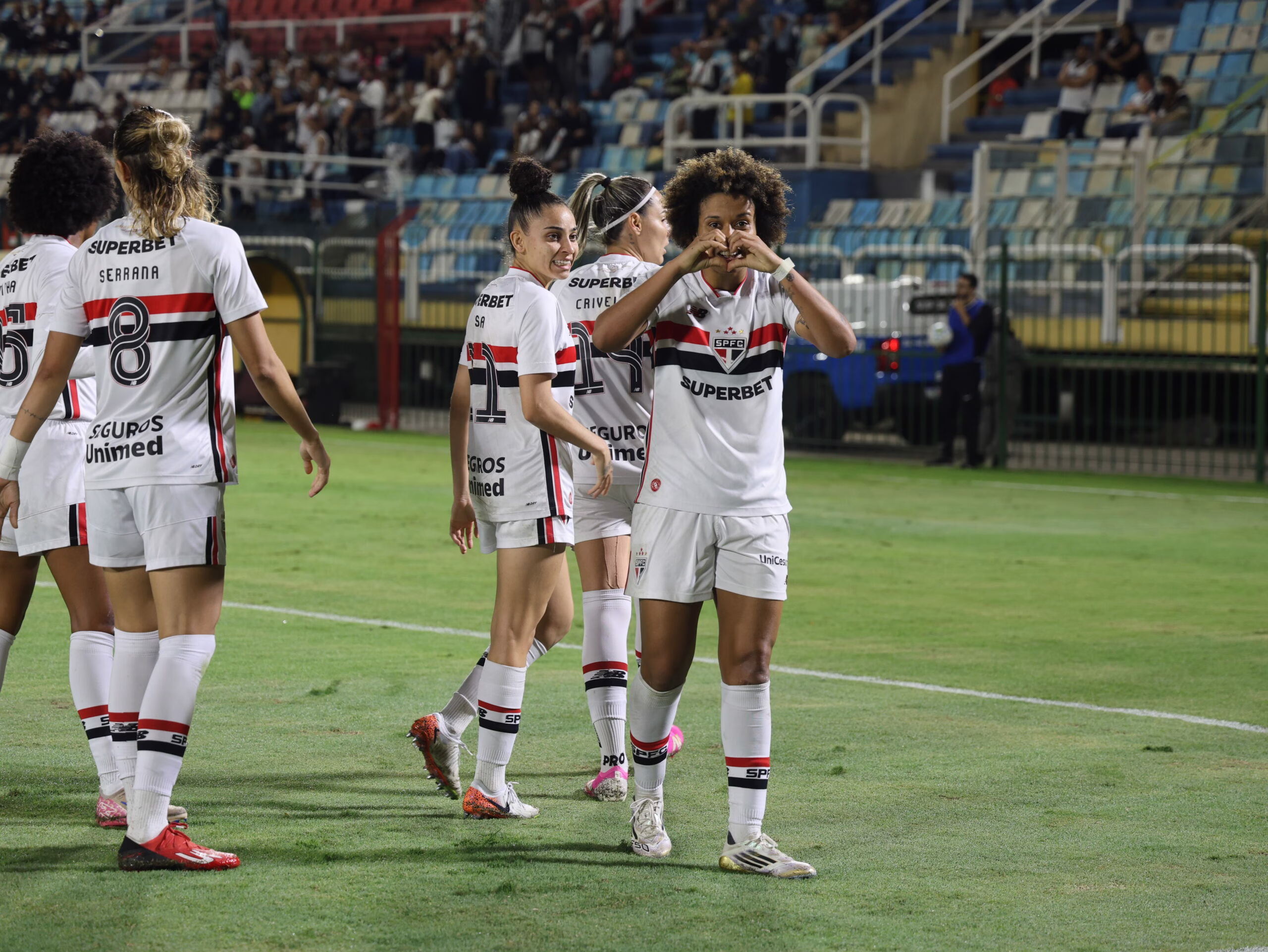 São Paulo vence o Vasco na Copa do Brasil Feminina e avança às quartas de final