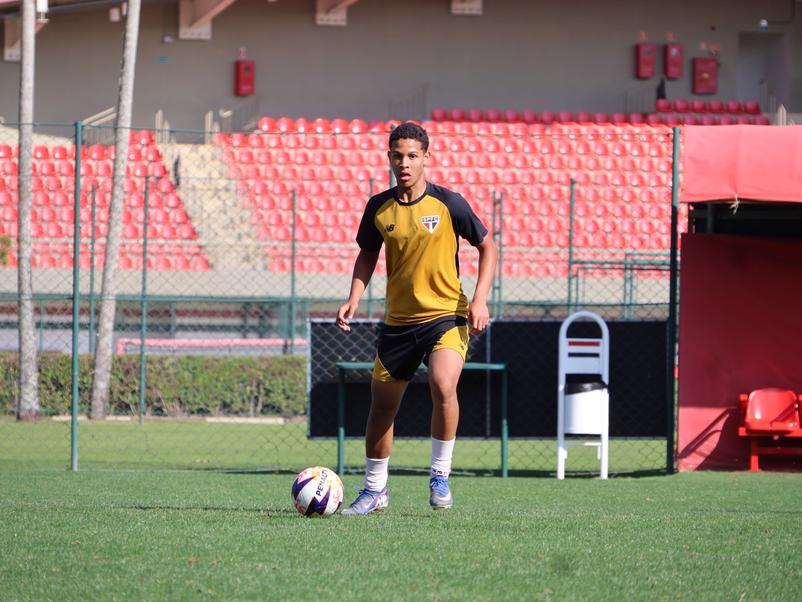 Sub-15 e Sub-17 enfrentam o Clube Vital pelo Campeonato Paulista