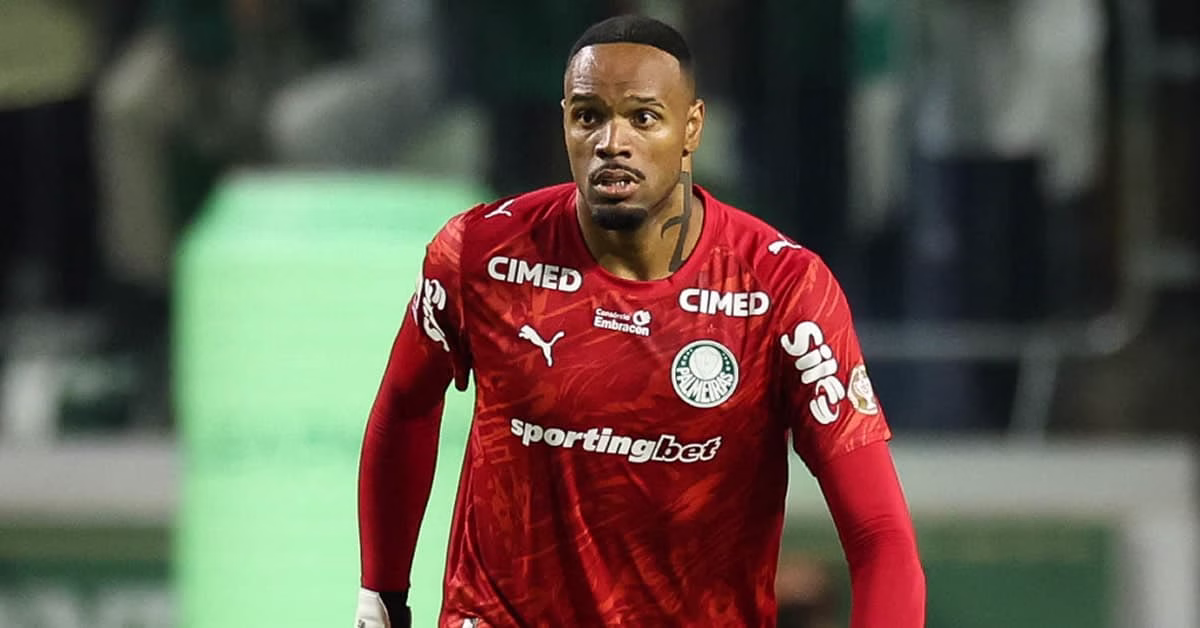 Vídeo: Carlos Miguel assume culpa por derrota e se desculpa com torcida