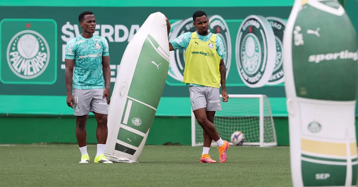 Vídeo: veja como foi o treino que marcou o retorno de Arias
