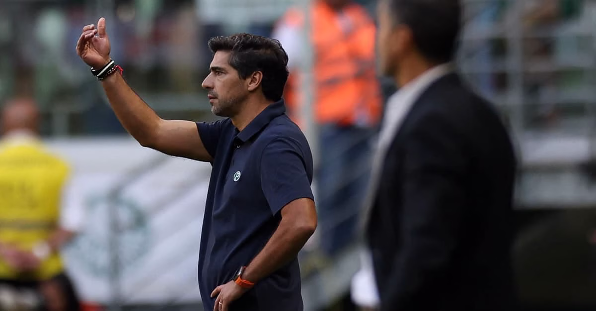 Abel explica diferença de rendimento em cada tempo e revela cobrança que fez no intervalo | Palmeiras Todo Dia