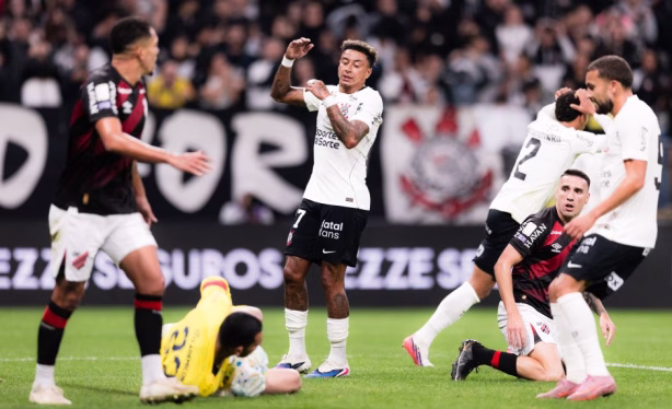 Corinthians tenta evitar pior seca de gols desde março em jogo da Copa do Brasil