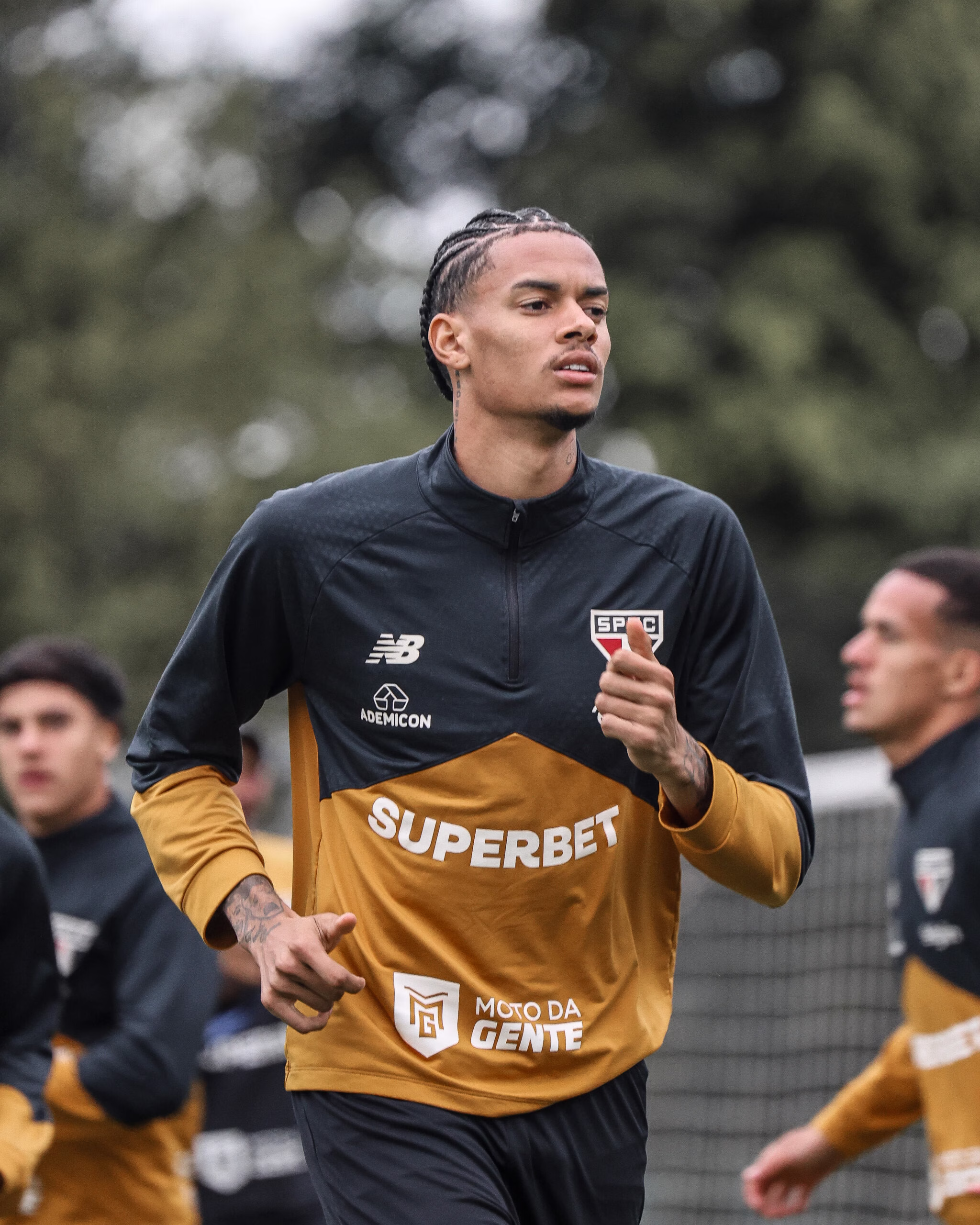 Elenco inicia preparação para enfrentar o Red Bull Bragantino