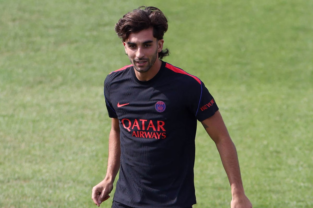 Ferran Torres assina com o PSG até 2031 – 15/08/2026 – Esporte
