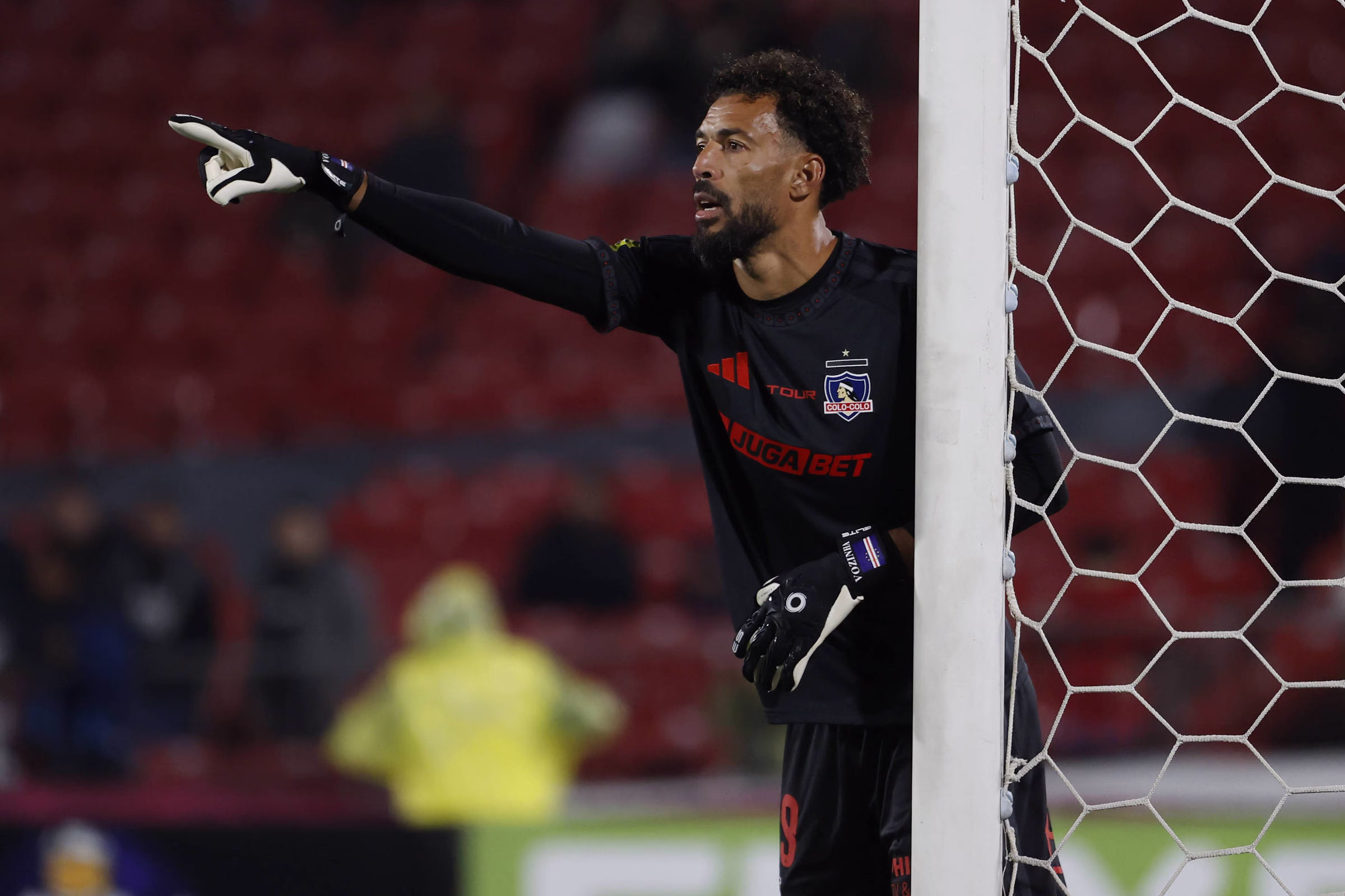 Goleiro Vozinha estreia no Colo-Colo – 27/08/2026 – Esporte