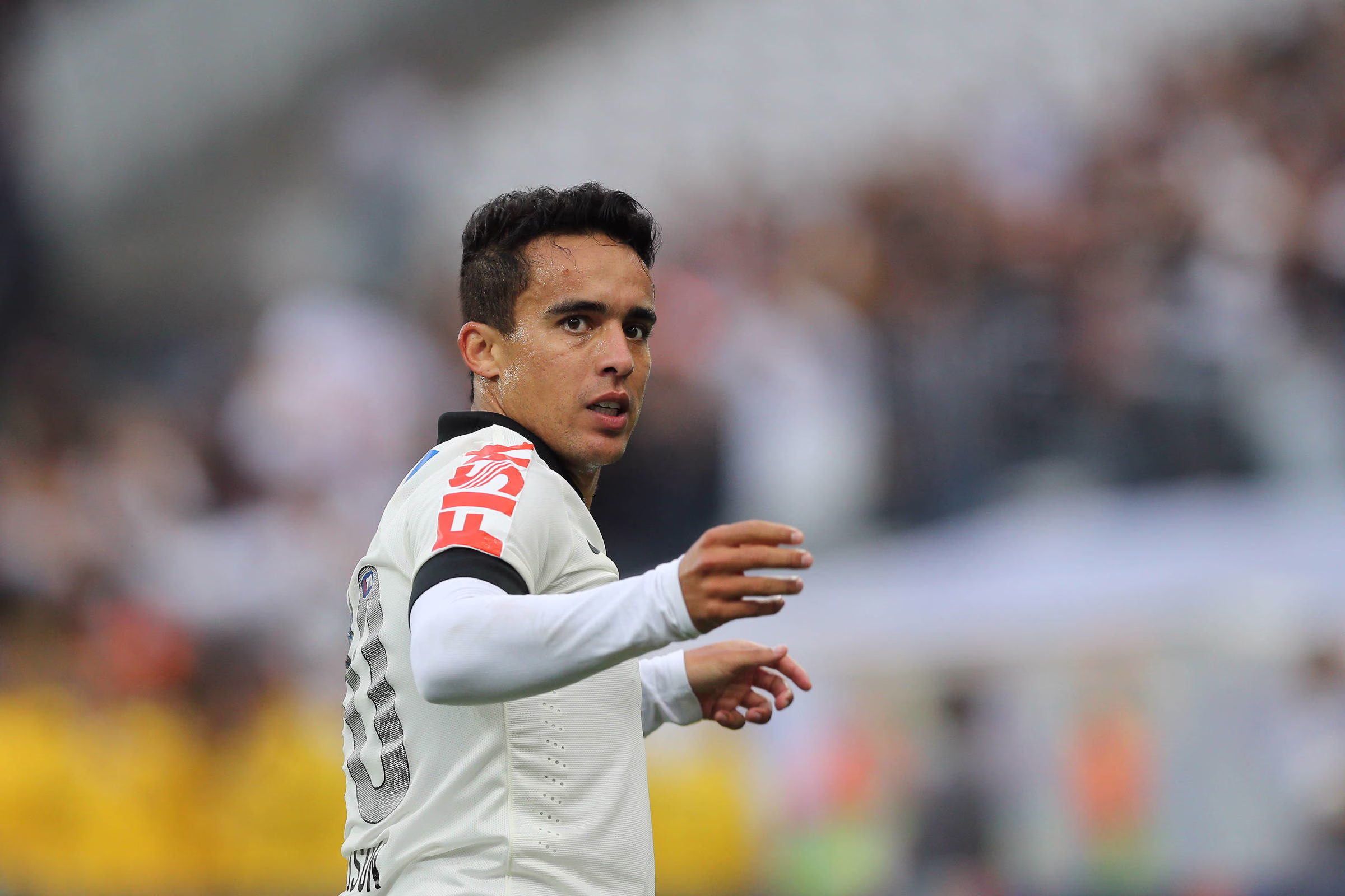 Jadson é liberado após suspeita de violência doméstica – 09/08/2026 – Esporte