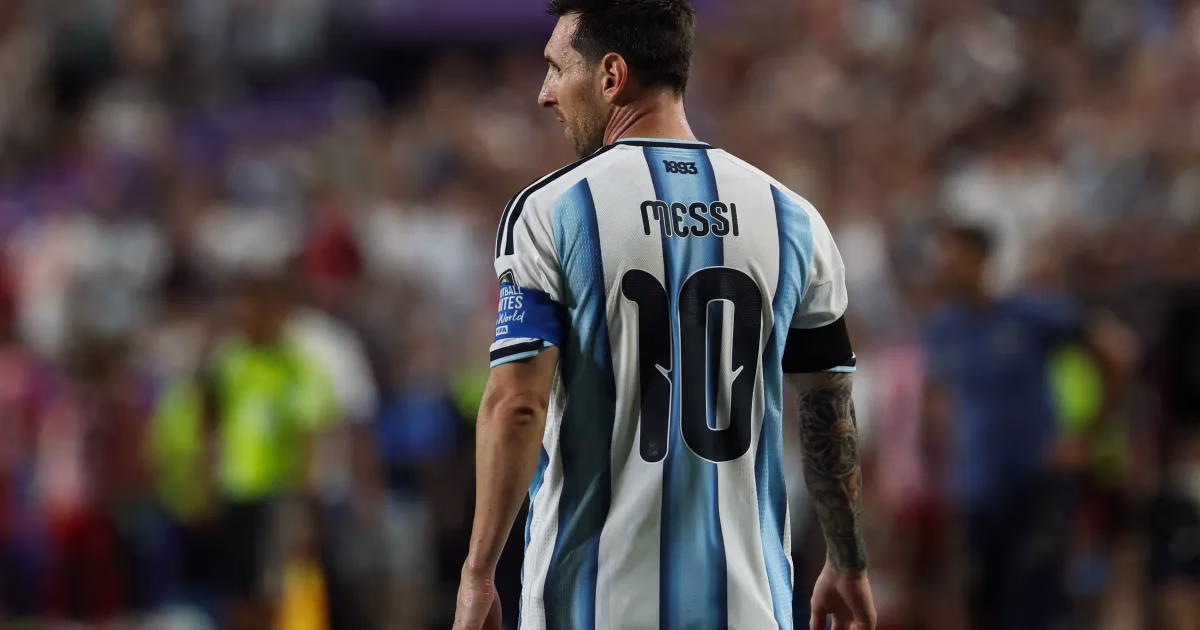 Messi dá adeus à seleção argentina com um gol e duas assistências contra Benin